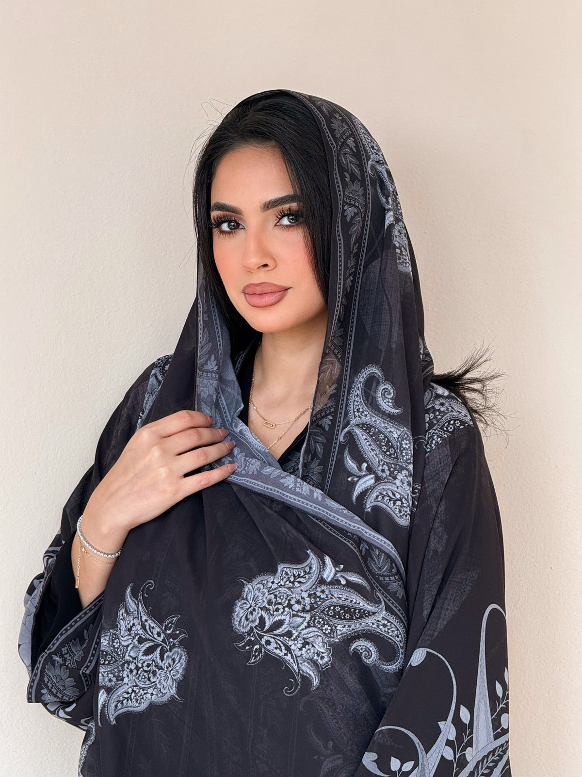 Black and gray set